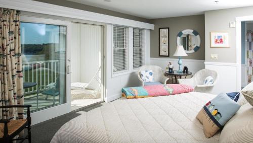 Glen Cove Hotel | Island View Inn