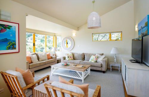 Palm Beach House | Island View - Stay Waiheke