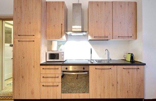 La Fontana Apartment | Isola Suite-Hosted by Sweetstay