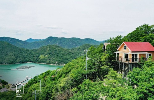 Hinasecho Hinase Villa | IST Villa 03: Charming Cottage for 5