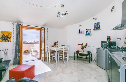 Rosignano Solvay Apartment | Cosy apartment for 2 people with WIFI, TV, terrace and pets allowed
