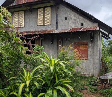 Duc Trong Apartment | Ivy Coffee Farm - Cabin House