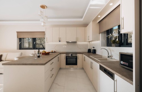 Laganas Villa | J&K Villa with private pool