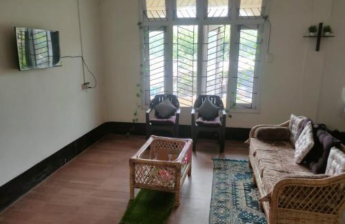 Khattalwada Apartment | J10 Homestay