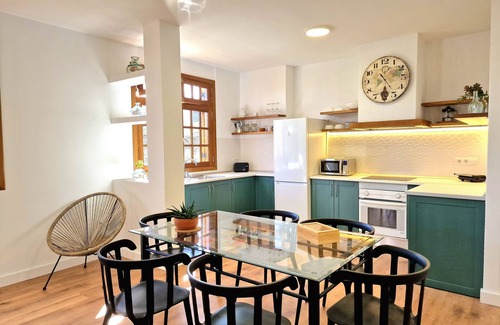 El Guincho Apartment | Jacaranda Azul Apartment by HRTenerife Net