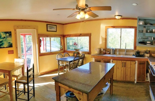 North Fork Hostel | Jackass Hostel