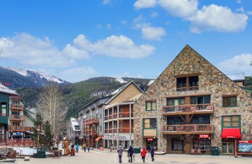 River Run Resort | Jackpine & Black Bear Condominiums by Keystone Resort