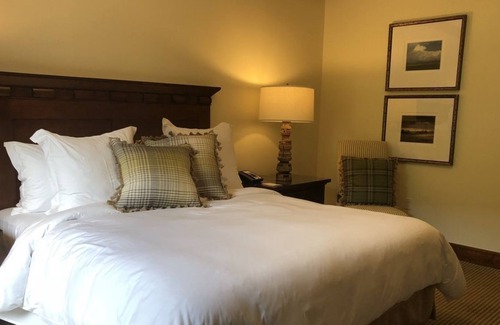 Teton Village Resort | Jackson Hole, located in Four Seasons Residence Club, 2 Bedroom 7/27-8/3