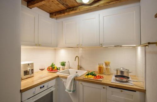 Lake Bracciano Apartment | Jacuzzi - Centro Storico - Dolce Casa Mabi