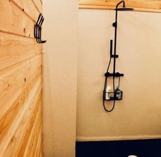 Villedieu-les-Poeles Apartment | Jacuzzi privatisé en accès illimité Duplex