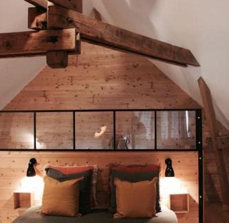 Villedieu-les-Poeles Apartment | Jacuzzi privatisé en accès illimité Duplex