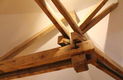 Villedieu-les-Poeles Apartment | Jacuzzi privatisé en accès illimité Duplex