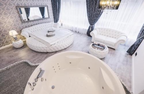 Klaipeda Apartment | Jacuzzi Romantic Apartment