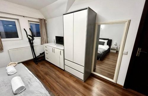 Tarlungeni Villa | JAD - Luxury Villa's - A&C, Garden, BBQ & Playground