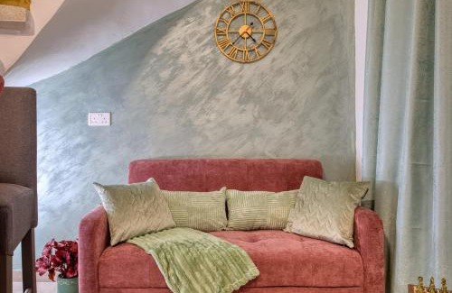 Zabbar House | Jade - Stylish Zabbar Hideaway