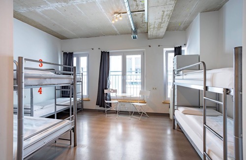 Ludwigsvorstadt-Kliniken Hostel | Jaeger's Munich - Hostel