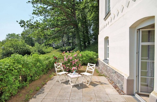 Hohen Niendorf Apartment | Jagdschloss WE 1: comfortable and high-quality furnished 2-room apartment