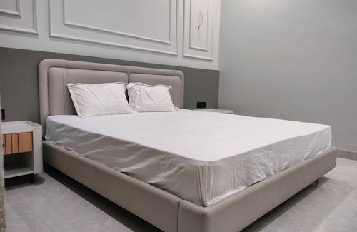 Amravati Hotel | Jai Bharat Manglam And Stay