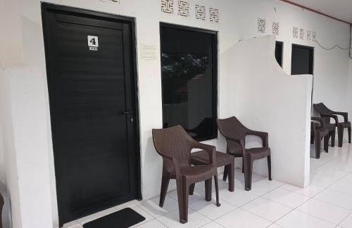 Cikakak Hotel | Jajapin Hotel putri Sari