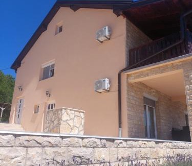 Grabusic Apartment | Jakiland house Plitvice Lakes