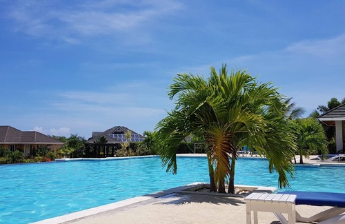 St. Ann's Bay Apartment | Jamaica Escape 2 Bedroom Modern Apt. near beaches attractions & restaurants