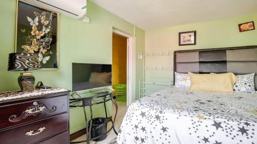 Kingston House | Jamaica J Home