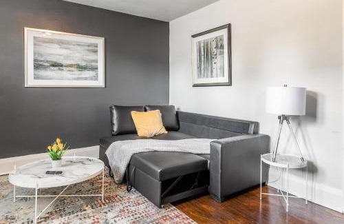 Hamilton Apartment | James South Area 1BR Apartment