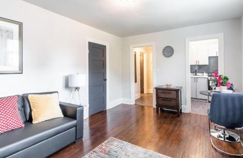 Hamilton Apartment | James South Area 1BR Apartment