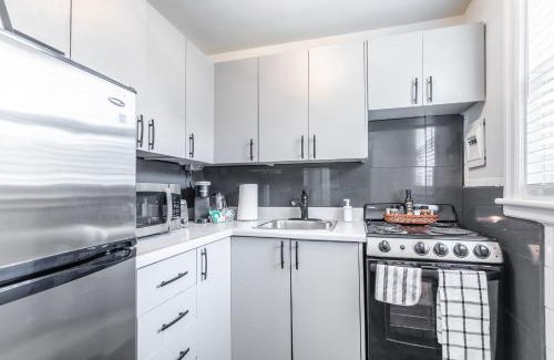 Hamilton Apartment | James South Area 1BR Apartment