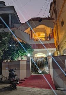 Guntur House | JAMPANIs NEST FOR FAMILIES AND INDIVIDUALS