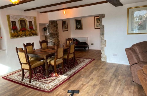 Birchover House | Jasmine Cottage
