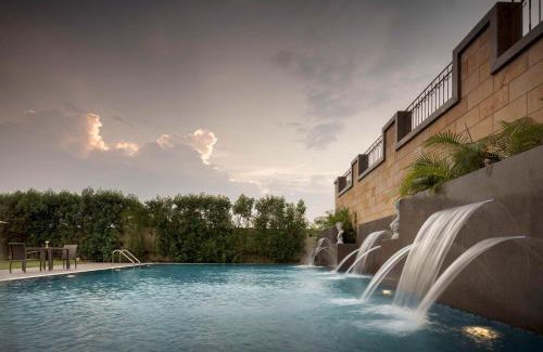 Yavatmal Hotel | Jasraj Palace Yavatmal Hotel, a member of Radisson Individuals