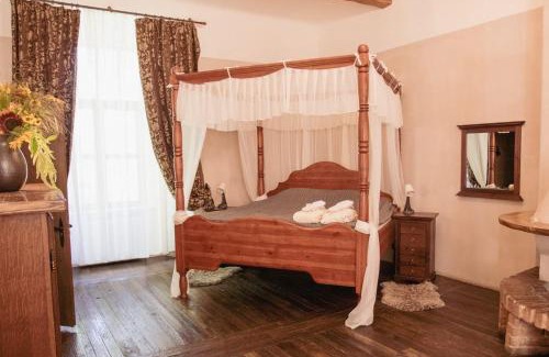 Jaunpils Hotel | Jaunpils pils