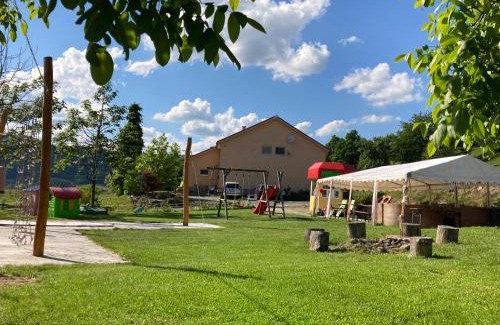 Trnie Apartment | Jazdecký areál Budička