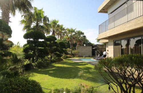 Gujwa House | Jeju Private unit for family or group