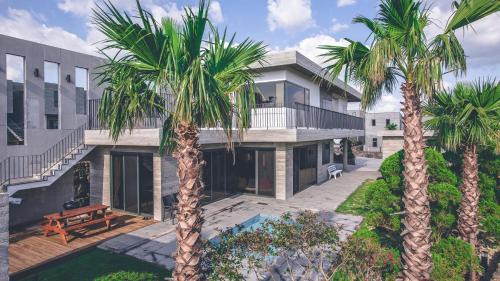 Gujwa House | Jeju Private unit for family or group