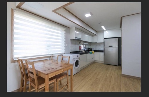 Gujwa House | Jeju Windstone No.11 Close to Kimnyeong Beach