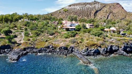Vulcanello House | JERA Holiday Collection VULCANO TRE - Sea View