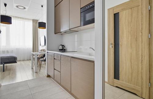 Wlochy Apartment | Jerozolimskie 216 by Solarento