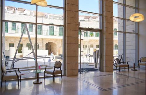Nachlaot Apartment | Jerusalem Saidoff Apt 3BDR/Pool/Gym/parking