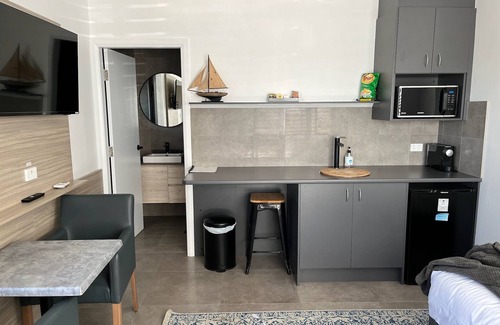 Huskisson Hotel | Jervis Bay Motel