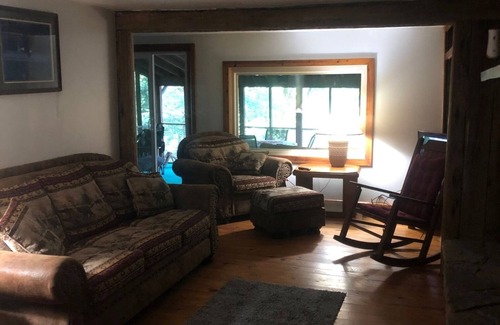 Licking Cabin | Jesse and James Hideout On “The Big Piney River”