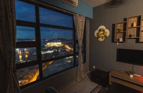 Downtown Kota Kinabalu Apartment | Jesselton Quay Seaview