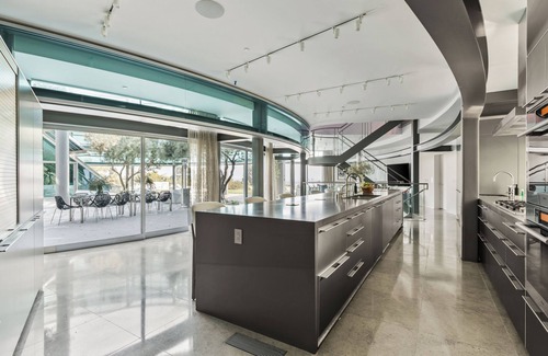 Beverly Hills Villa | Jetson Estate