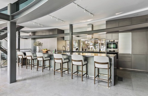 Beverly Hills Villa | Jetson Estate