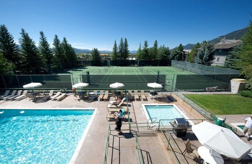 Teton Village Condo | JHRL - Teewinot A5, steps away from Moose Creek lift