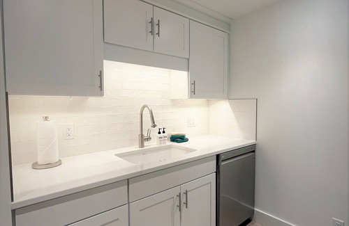 Teton Village Condo | JHRL - Tensleep A3 - Beautifully renovated condo, short walk to Teton Village center