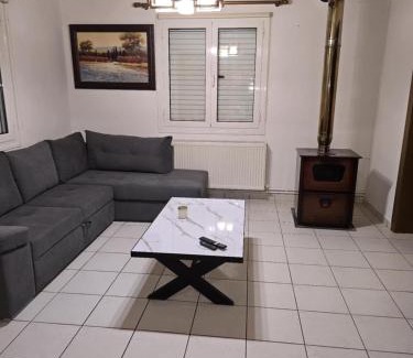 Mavromati Apartment | Jimmy's House