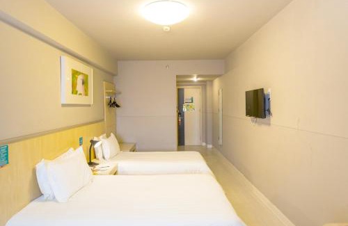 Zhenxing District Hotel | Jinjiang Inn Dandong Yalvjiang Xingwu Road