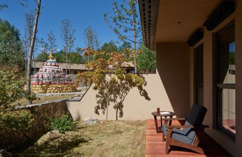 Jiuzhaigou Hotel | Jiuzhaigou Valley Scenic and Historic Interest Area Stargazing · Vacilando Resort